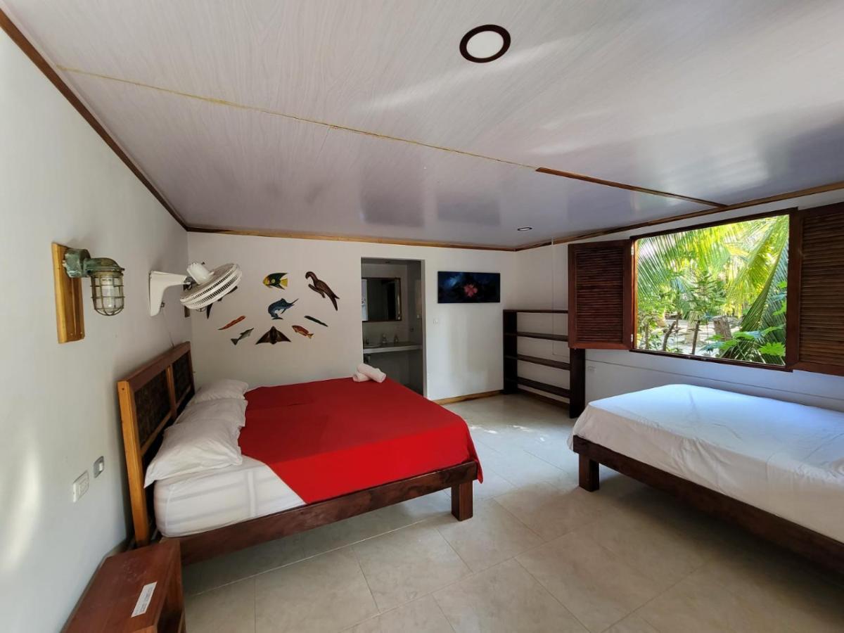 Isla Grande Eco-Hostal Экстерьер фото