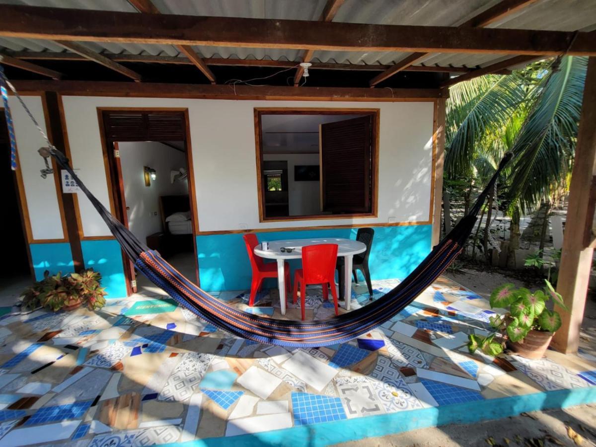 Isla Grande Eco-Hostal Экстерьер фото