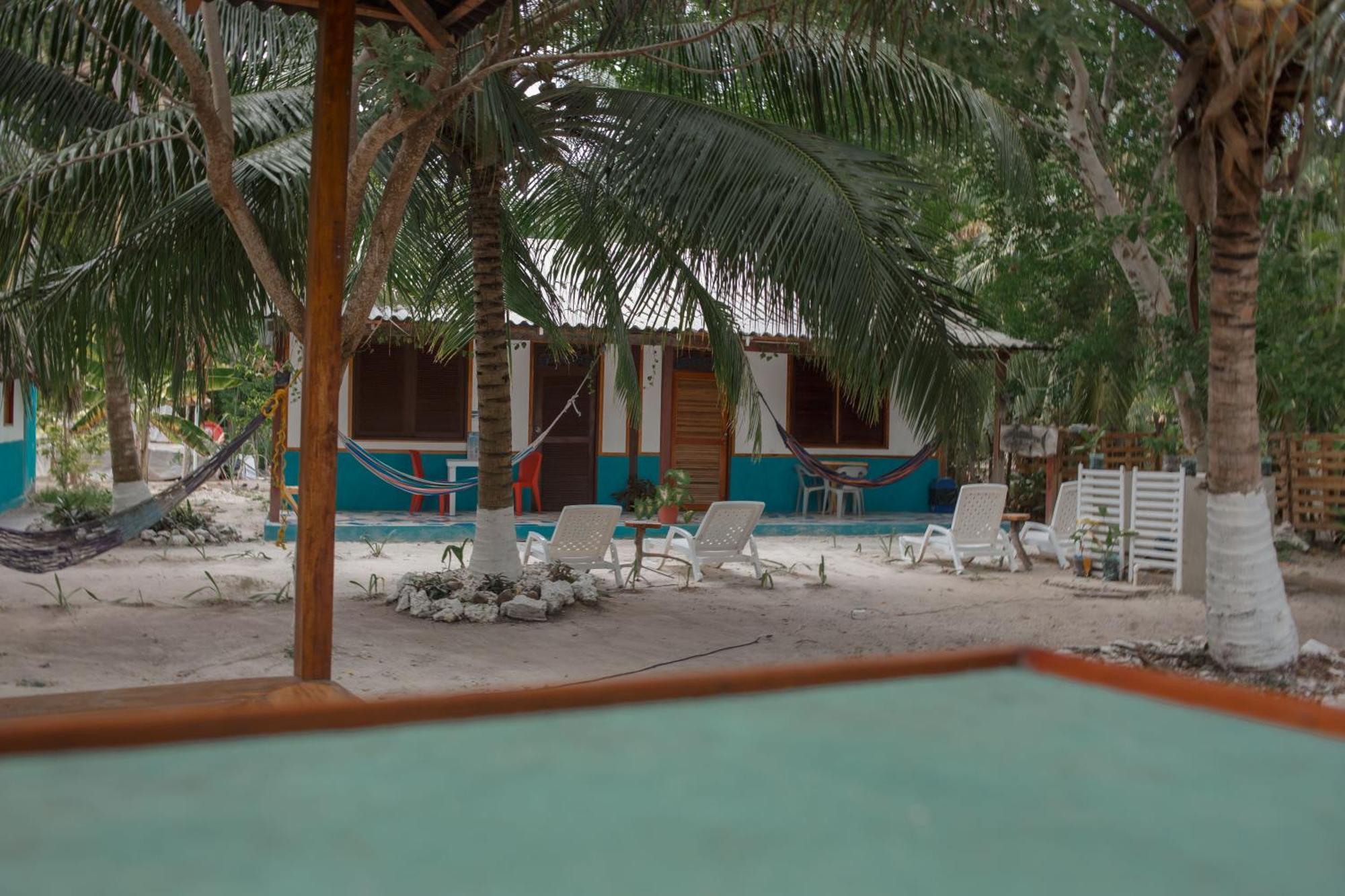 Isla Grande Eco-Hostal Экстерьер фото
