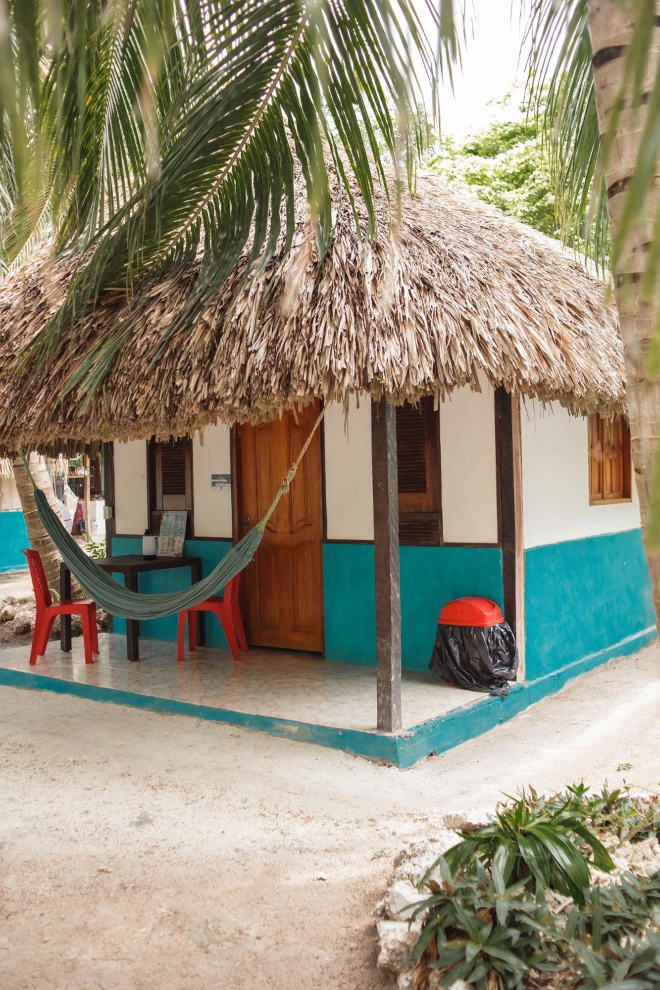 Isla Grande Eco-Hostal Экстерьер фото