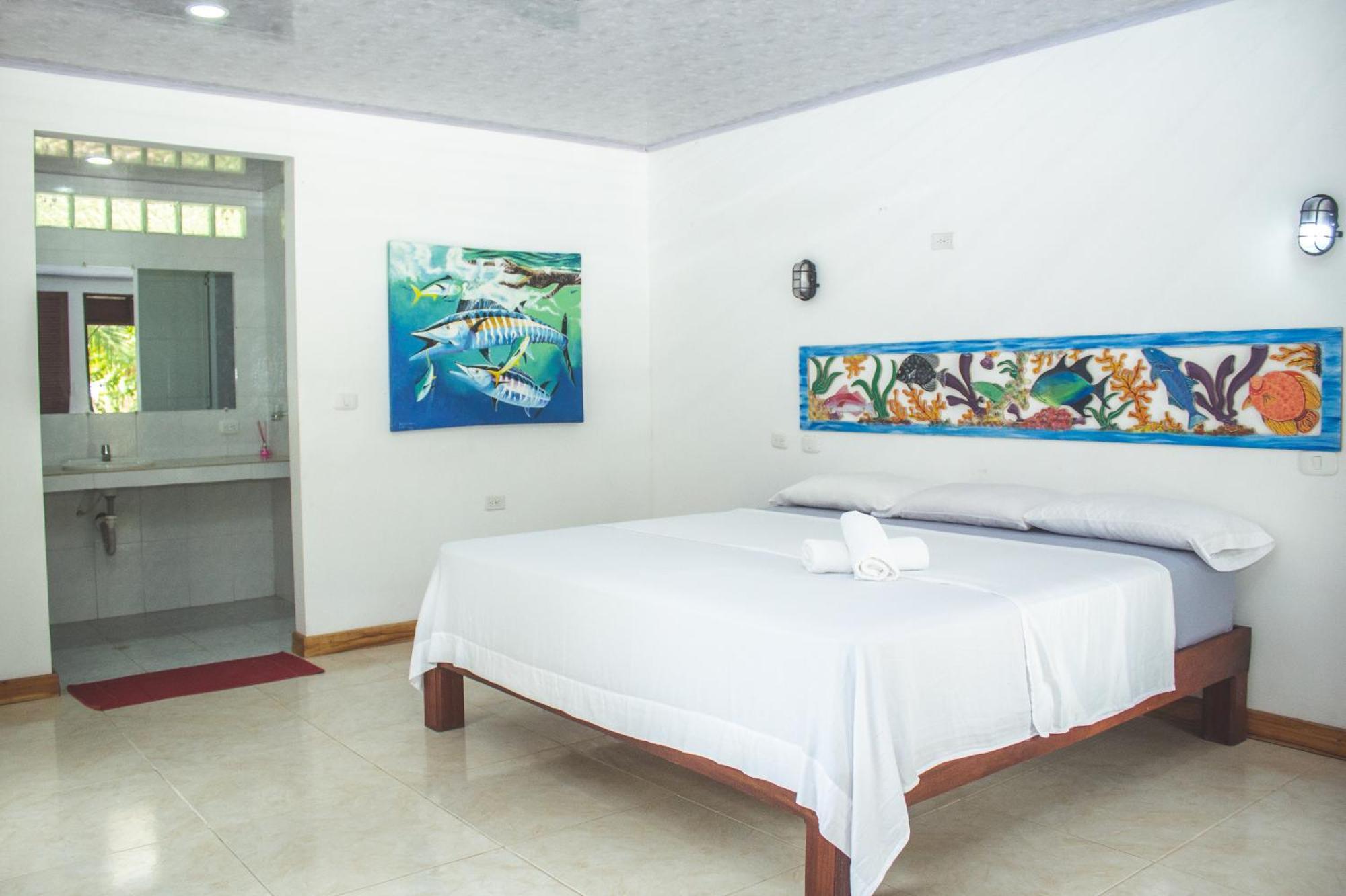 Isla Grande Eco-Hostal Экстерьер фото